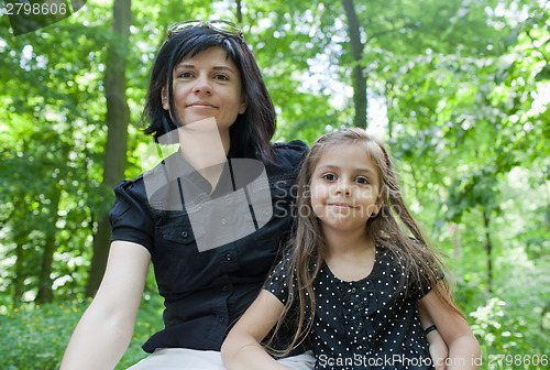 Image of Mother and daughter