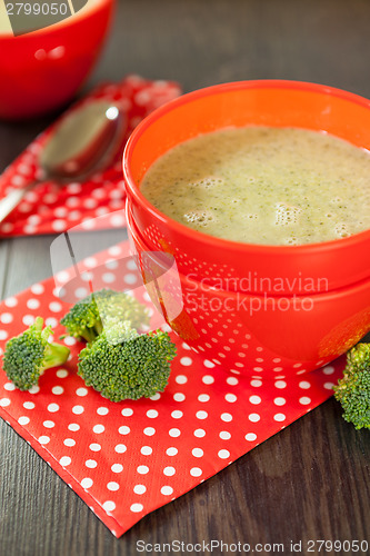 Image of Bowl of chili pepper and broccoli soup