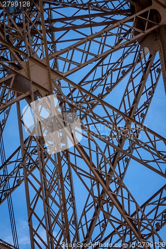 Image of Eiffel Tower in Paris