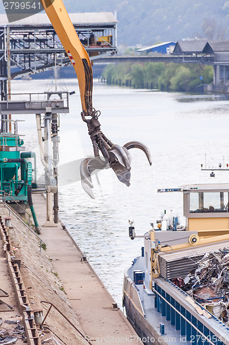 Image of Barge being loaded or offloaded