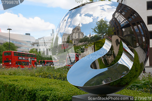 Image of St. Paul's Cathedral reflected in a sculpture