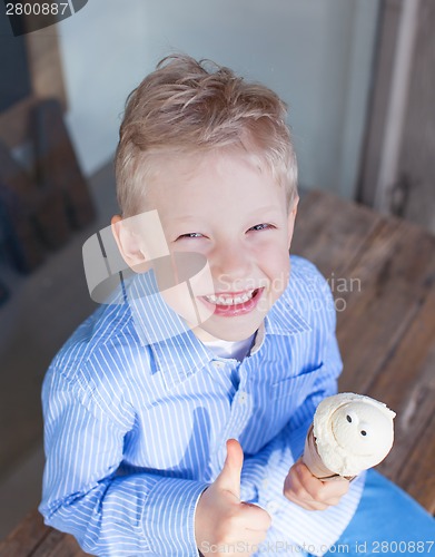 Image of boy eating ice-cream