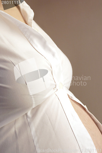 Image of Portrait of baby bump