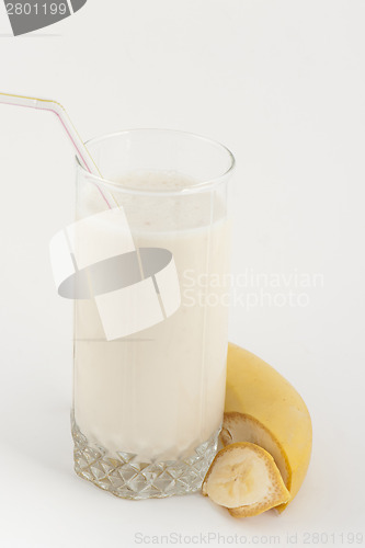 Image of Banana juice with bananas