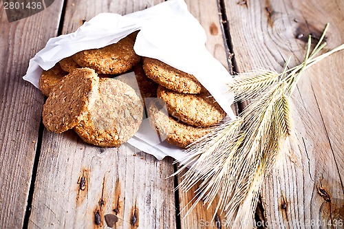 Image of fresh crispy oat cookies and ears