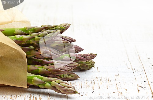 Image of fresh raw asparagus