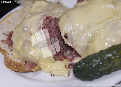 Image of corn beef reuben sandwich