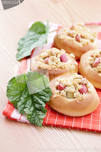 Image of roll with rhubarb