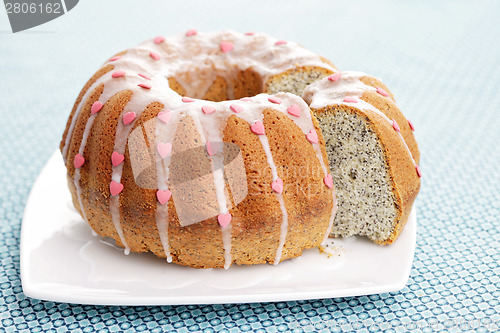 Image of poppyseed Easter cake