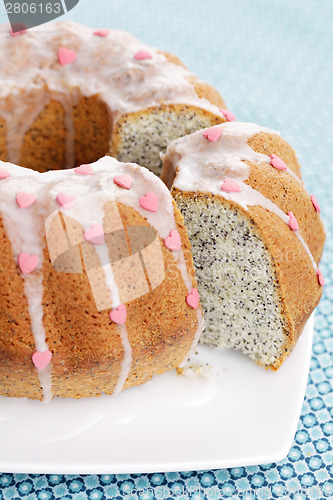 Image of poppyseed Easter cake