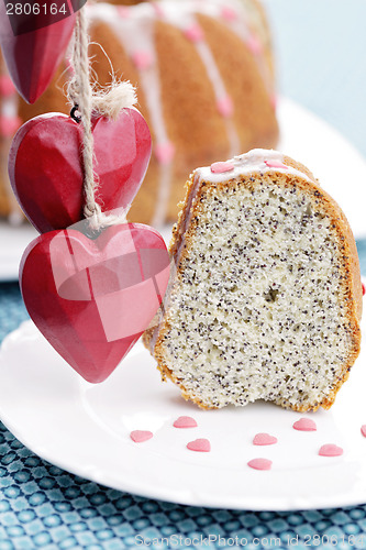 Image of poppyseed Easter cake