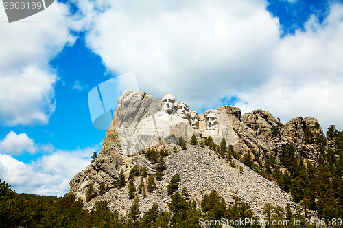 Image of Mount Rushmore monument in South Dakota