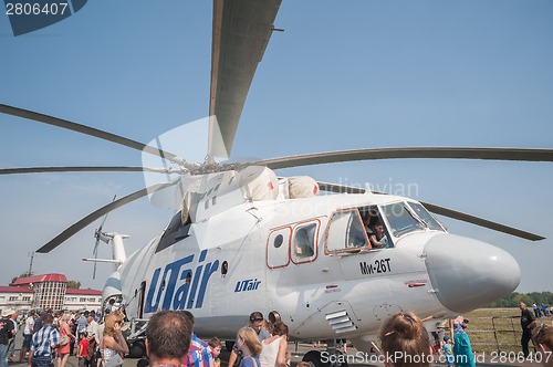 Image of Citizen explore the MI-26T helicopter