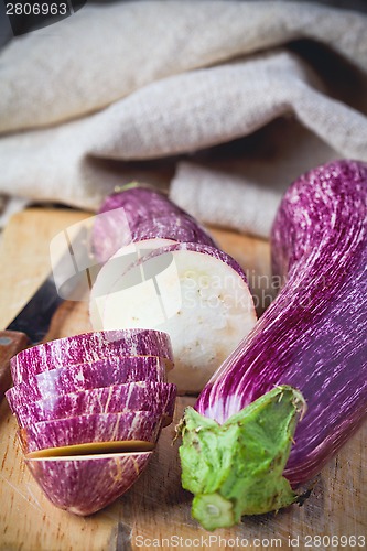 Image of two fresh eggplants 