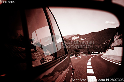 Image of Car mirror reflection