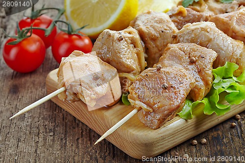 Image of raw marinated pork kebab meat