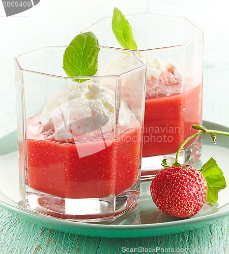 Image of Strawberry smoothie with Ice cream