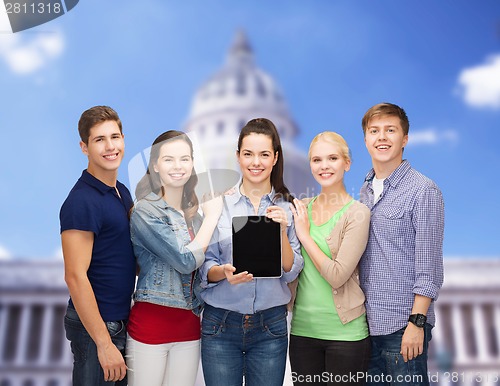 Image of students showing blank tablet pc screen