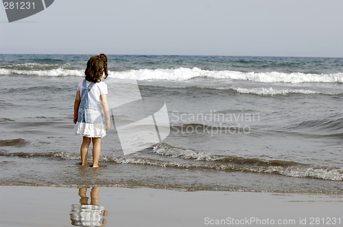 Image of Child and ocean