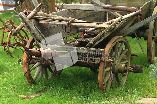 Image of old wagon rides