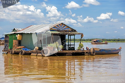 Image of Floating village