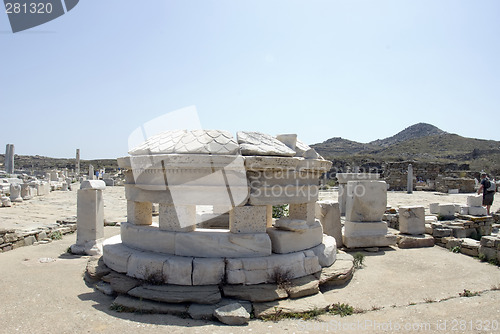Image of agora columns dome  delos greece