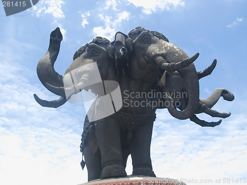 Image of Erawan sculpture in Bangkok