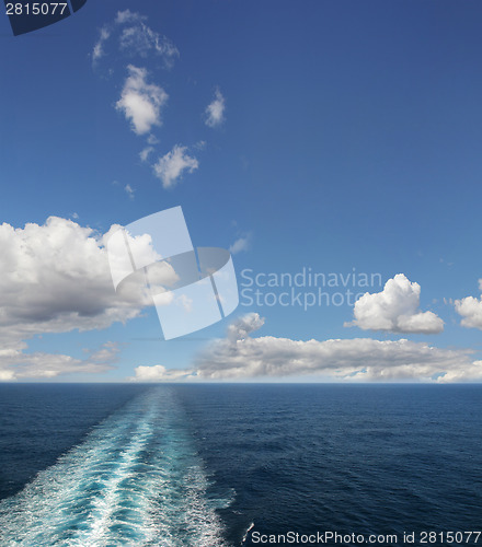 Image of Trace of the ship