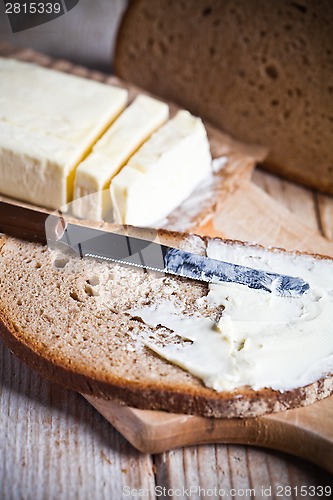 Image of fresh rye bread and butter