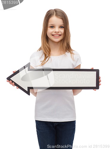 Image of smiling girl with blank arrow pointing left