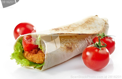 Image of Wrap with fried chicken and vegetables