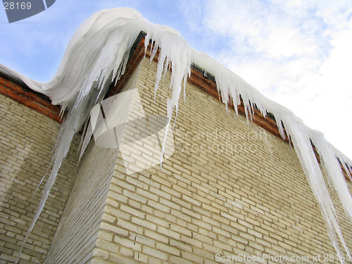 Image of Big icicles on the roof