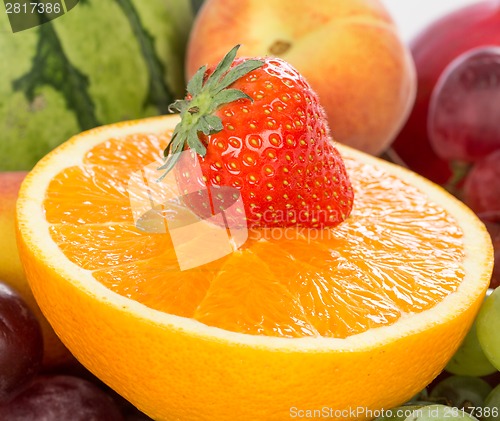 Image of Fresh Orange and strawberries