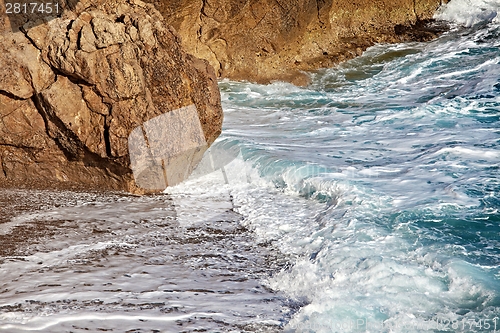 Image of Waves ashore