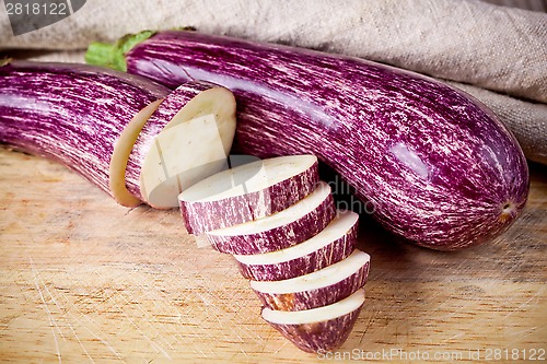 Image of two fresh eggplants 