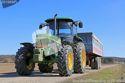 Image of John Deere 2850 Tractor and Agricultural Trailer