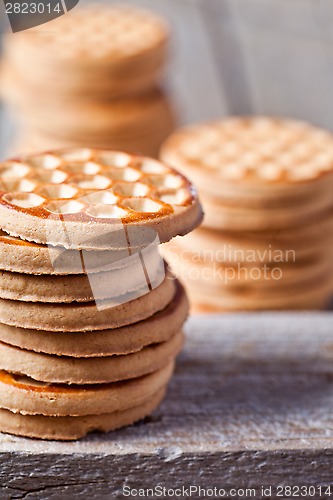 Image of stacks of honey cookies