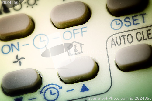 Image of Remote buttons.