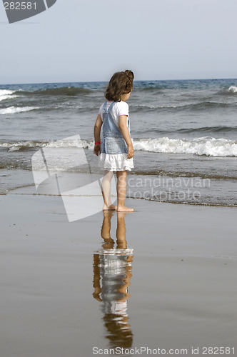 Image of Child and sea