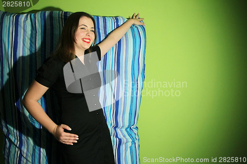 Image of Woman posing with linen