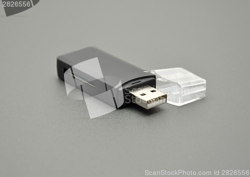 Image of Detailed but simple image of USB card reader