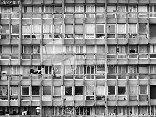 Image of Black and white Robin Hood Gardens London