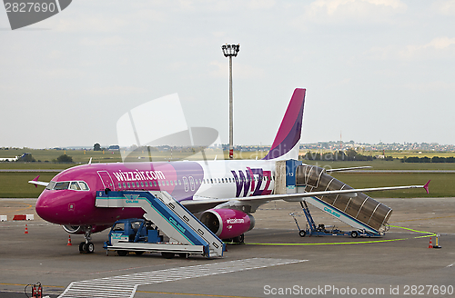 Image of Airliner