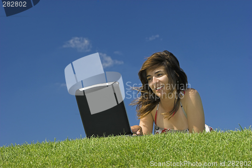 Image of Outdoor study