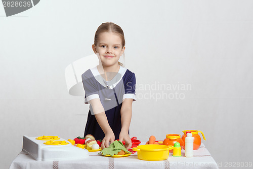 Image of Girl cooked main dish