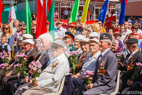 Image of Unidentified veterans listen to congratulations during the celeb