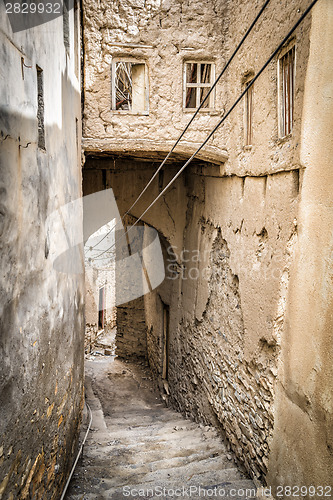 Image of Narrow alley Birkat al mud