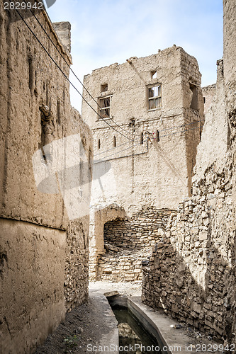 Image of Narrow alley Birkat al mud