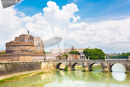 Image of Sant Angelo Castle and Bridge in Rome, Italia.