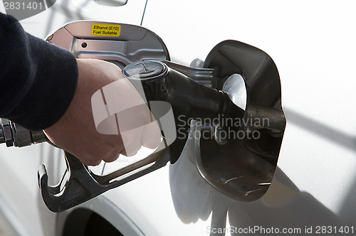 Image of Filling Gas